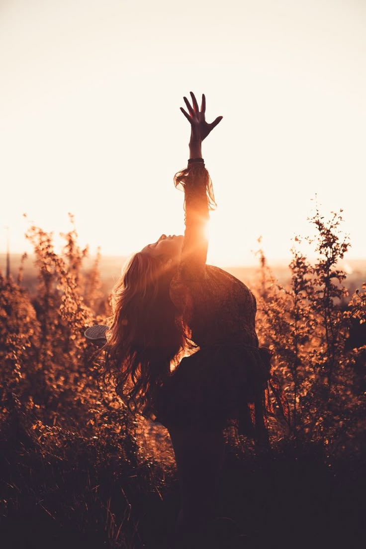 Reconnect with your body’s wisdom and melt away stress through energetic healing, breath, and presence.